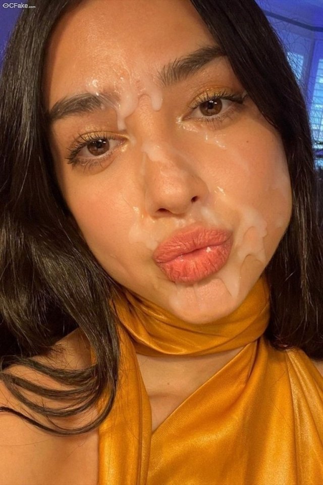 SFNMH6kJ Celebrity faces to lick clean 08.jpg